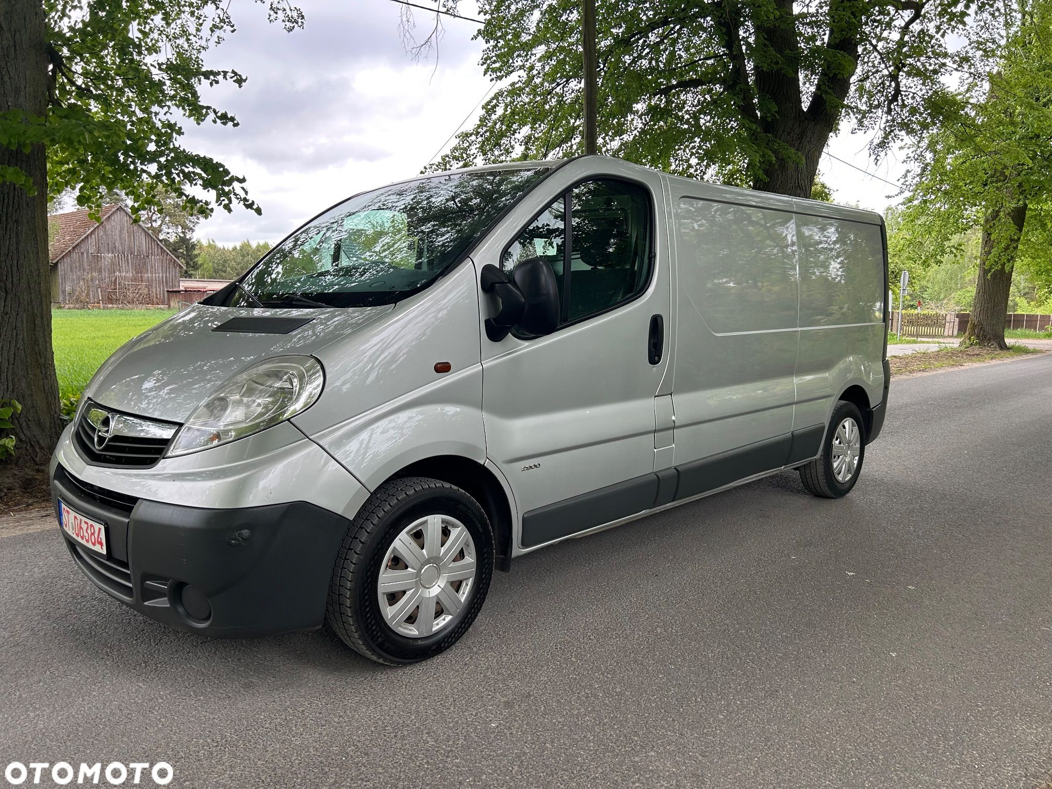 Opel Vivaro - 1