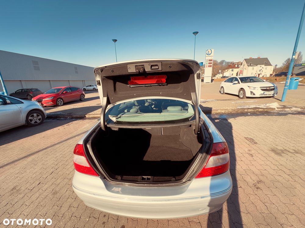 Mercedes-Benz CLK 320 CDI 7G-TRONIC Elegance - 20