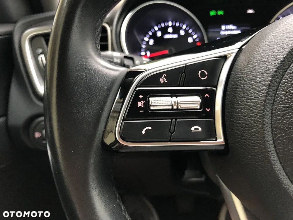 Kia Ceed 1.5 T-GDI L - 24