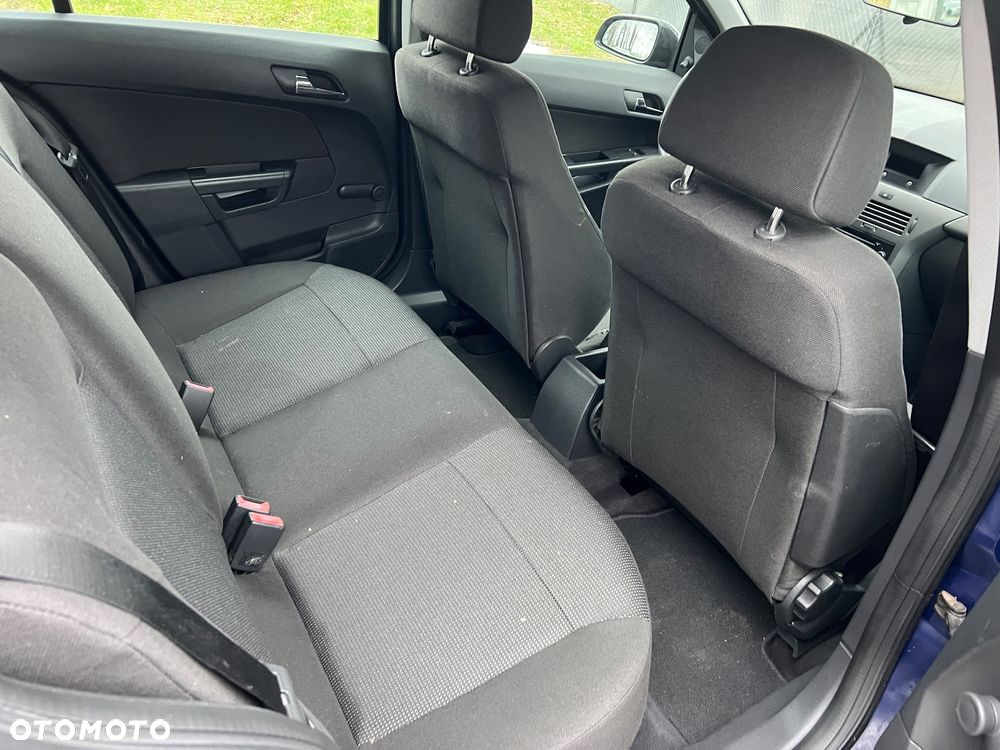 Opel Astra 1.6 Edition - 12