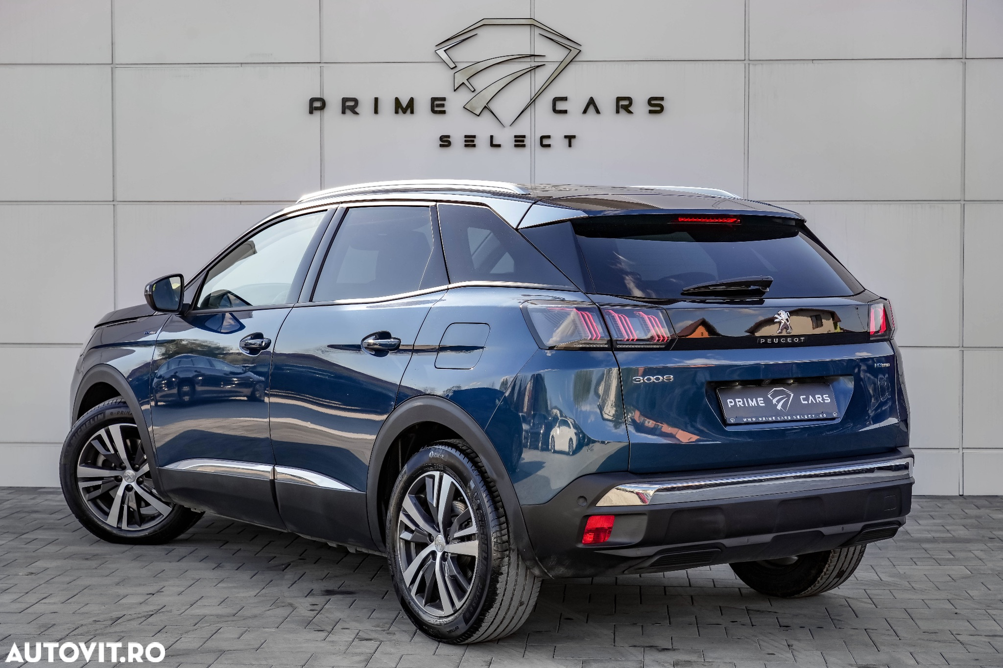 Peugeot 3008 PHEV EAT8 Allure - 4