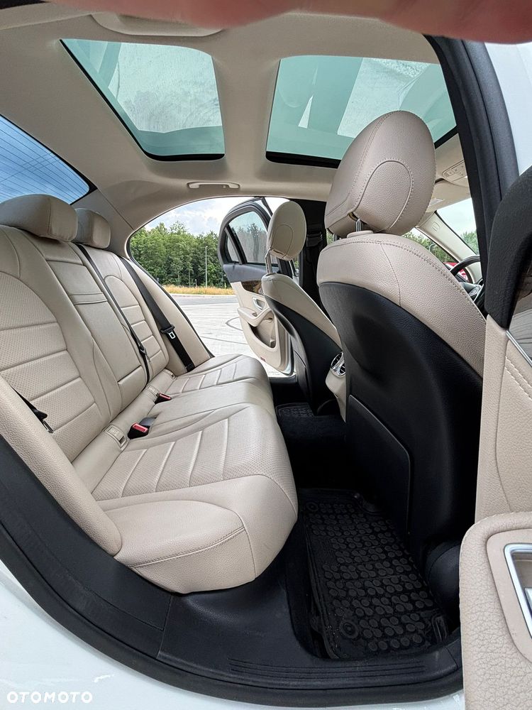 Mercedes-Benz Klasa C 300 7G-TRONIC Avantgarde - 15