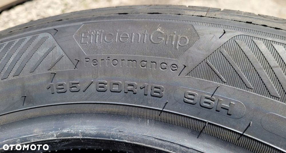 4x Goodyear EfficientGrip Performance 195/60R18 96H L873A - 8