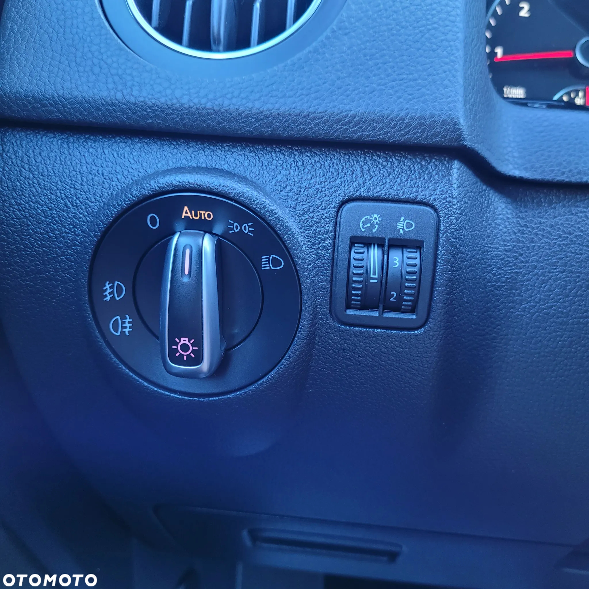 Volkswagen Golf Plus 1.6 TDI DPF Team - 26