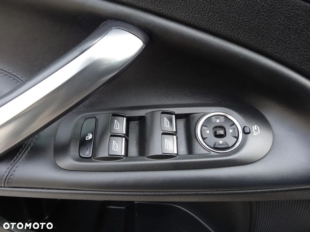 Ford Mondeo 2.2 TDCi Titanium X - 29