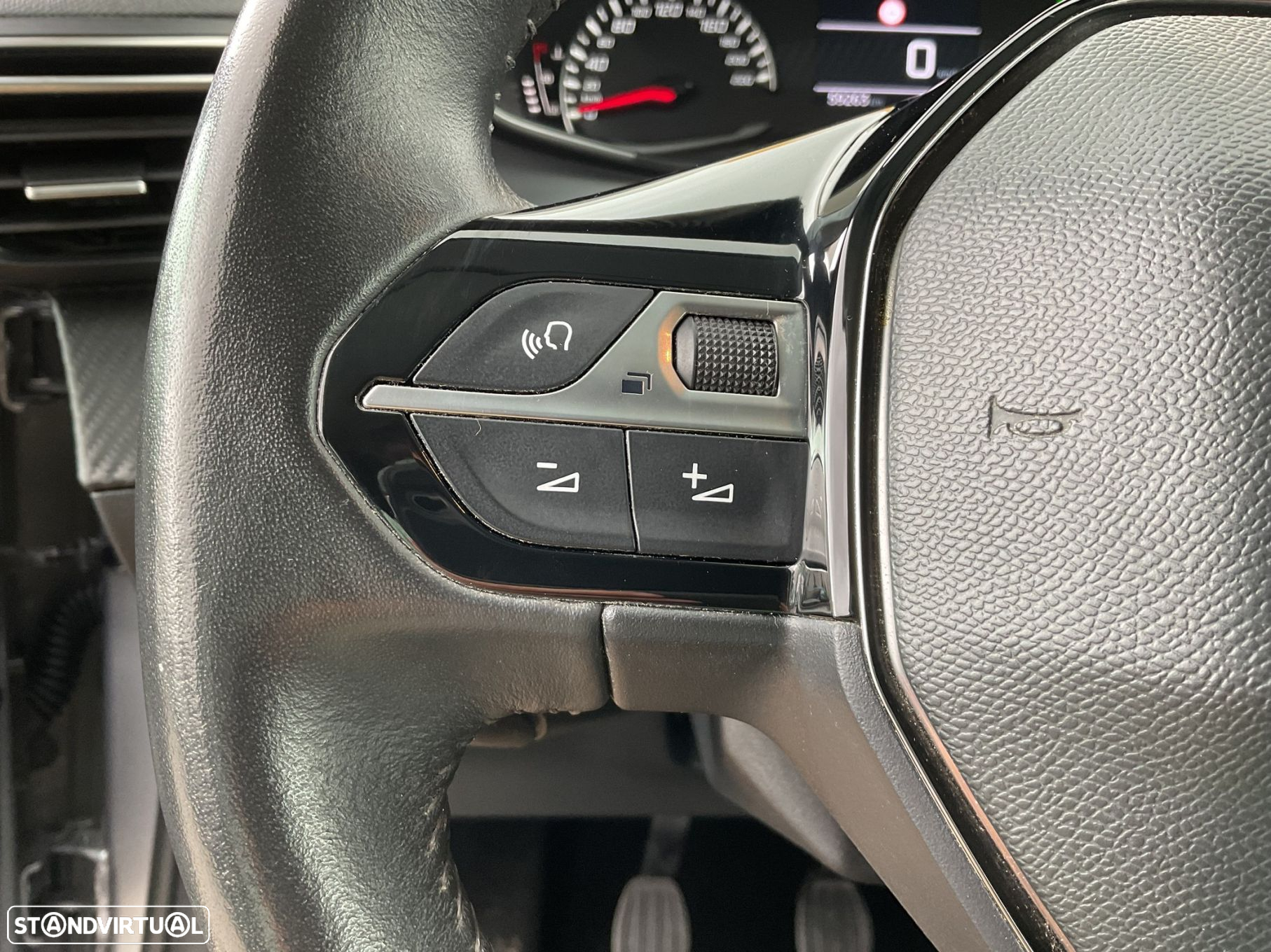Peugeot 208 1.2 PureTech Active - 42