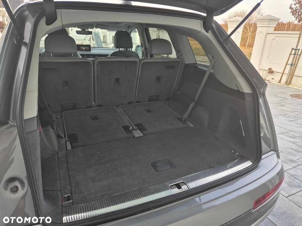 Audi Q7 - 5