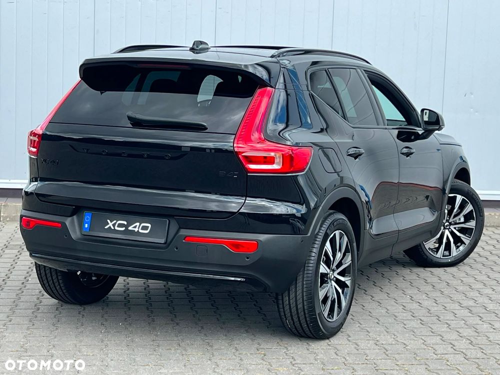 Volvo XC 40 B4 AWD Ultimate Dark - 6