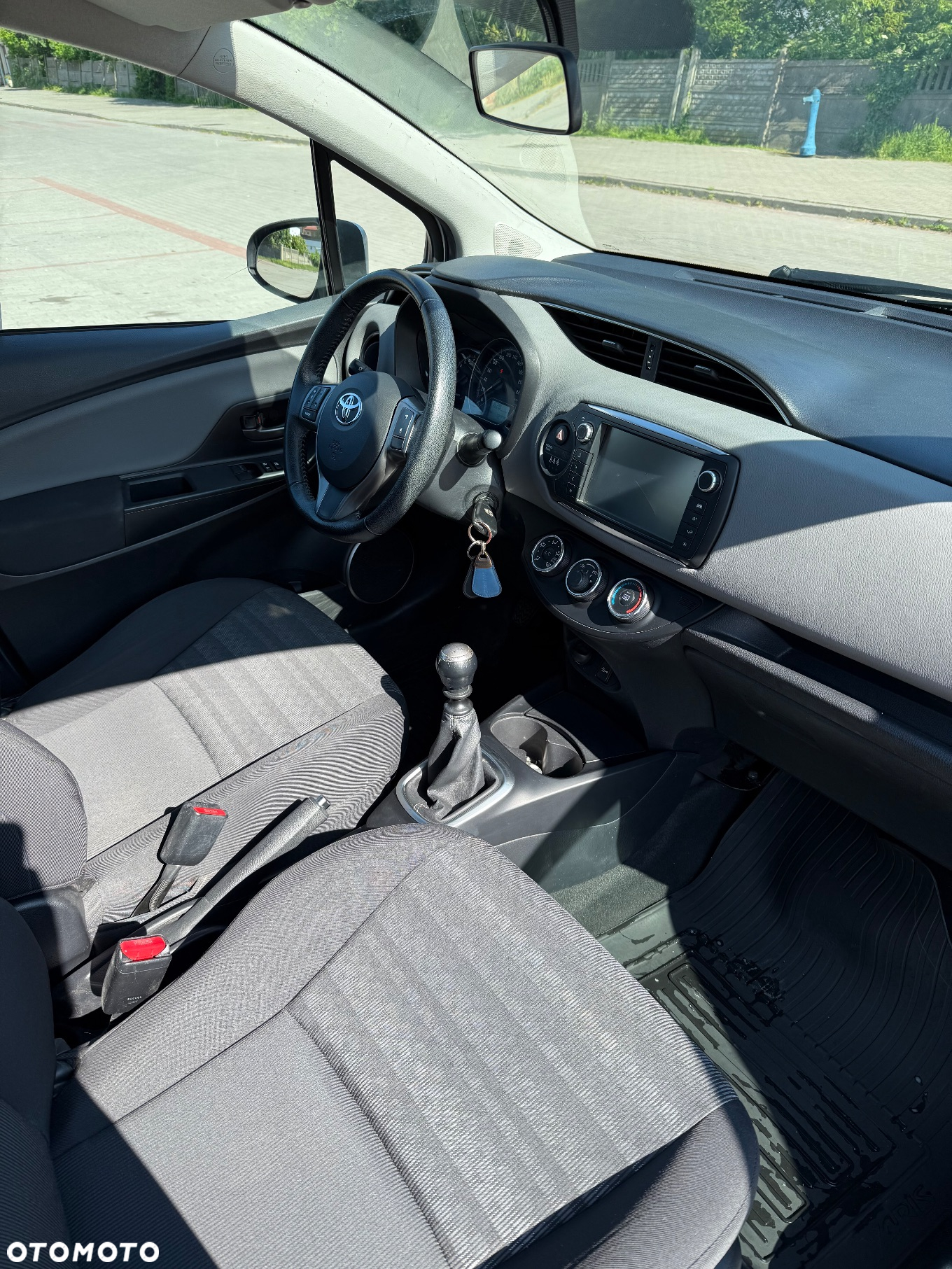 Toyota Yaris 1.33 Premium - 5