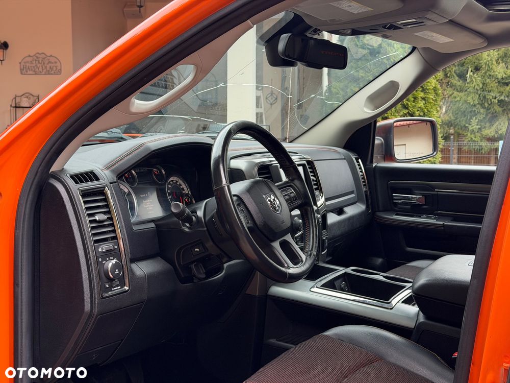 Dodge RAM 5.7 4x4 - 13