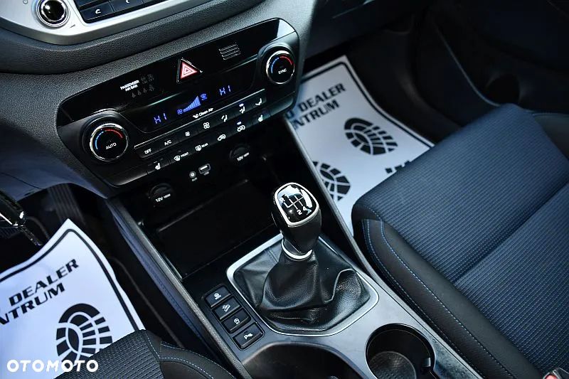 Hyundai Tucson 1.6 GDI BlueDrive Style 2WD - 16