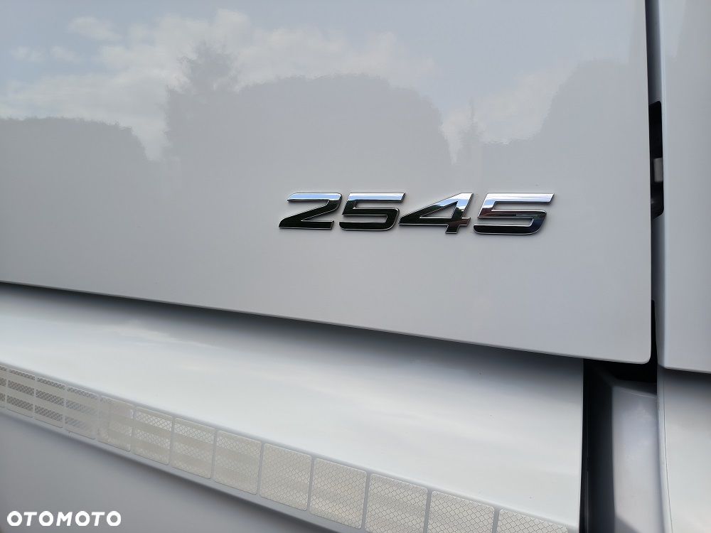 Mercedes-Benz Actros 2545 - 4