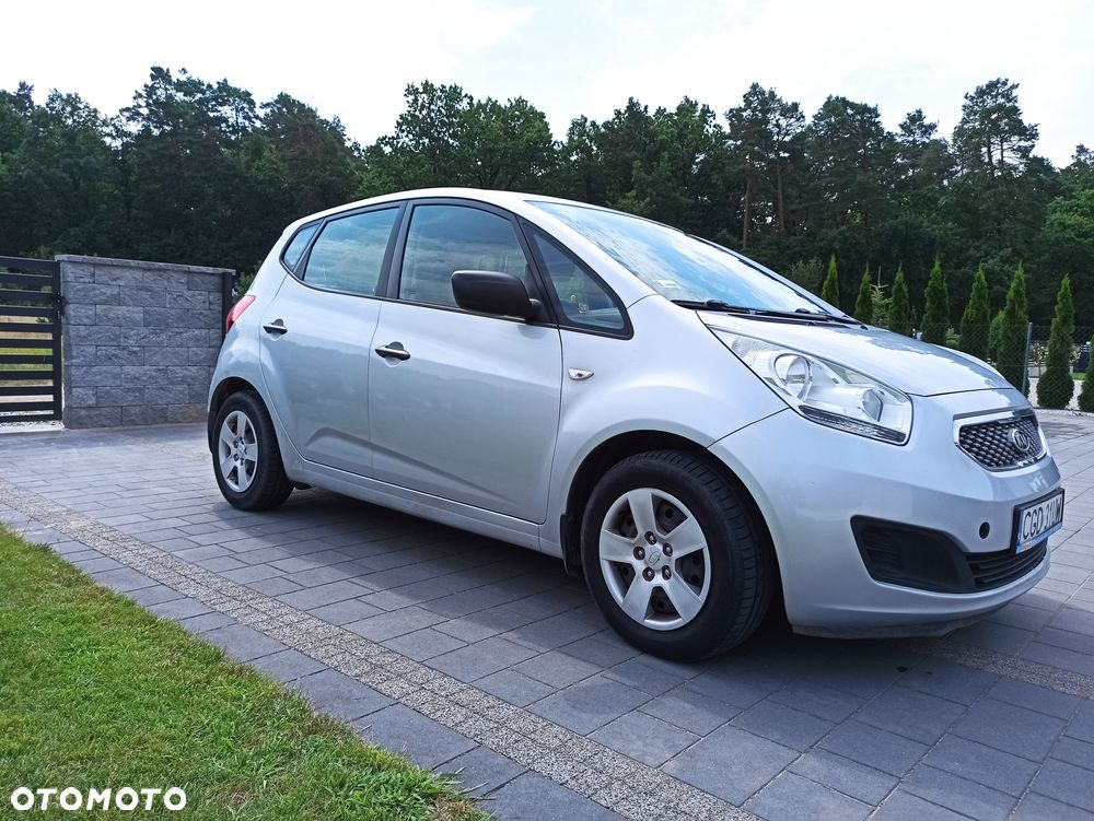 Kia Venga - 16