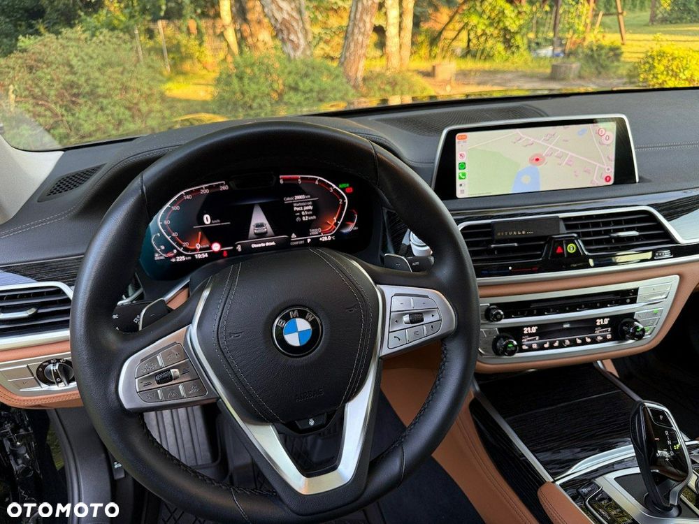 BMW Seria 7 - 21