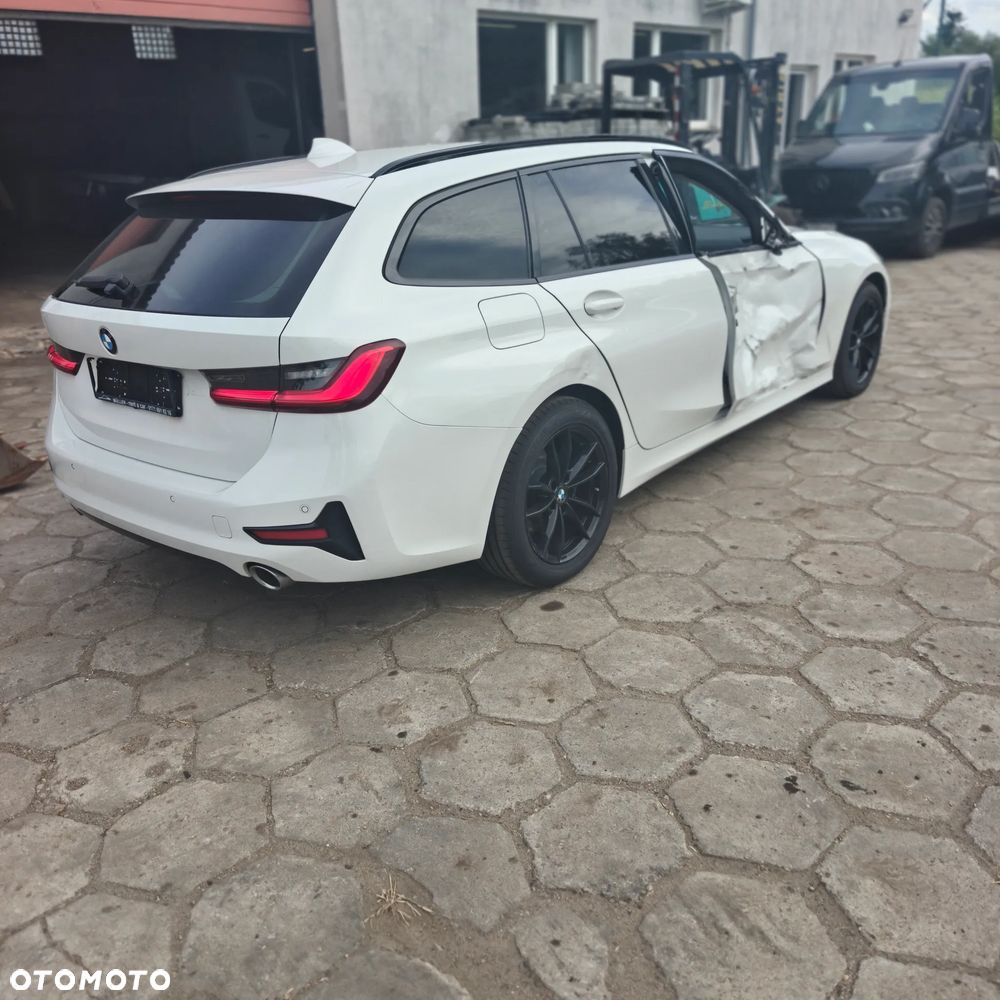 BMW Seria 3 320d Sport Line Shadow sport - 3