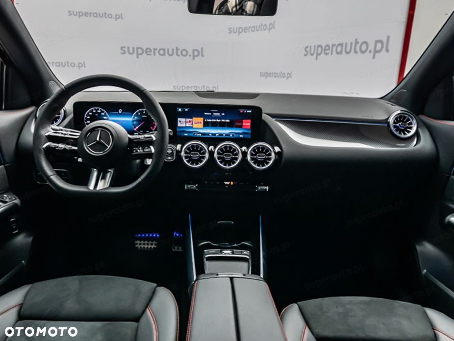 Mercedes-Benz GLA 200 AMG Line - 9