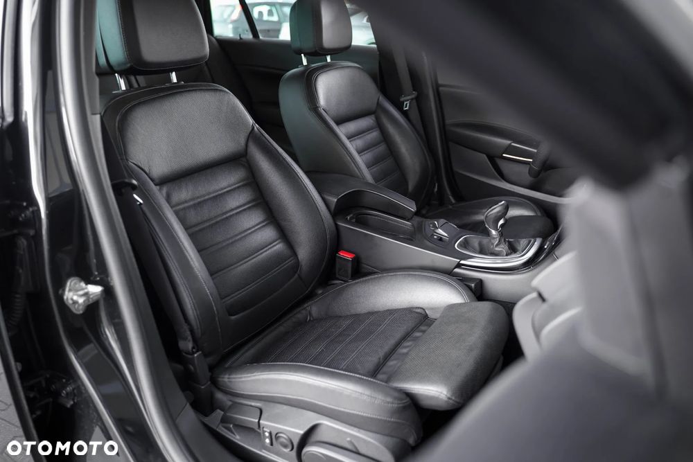 Opel Insignia 2.0 CDTI Cosmo S&S - 21