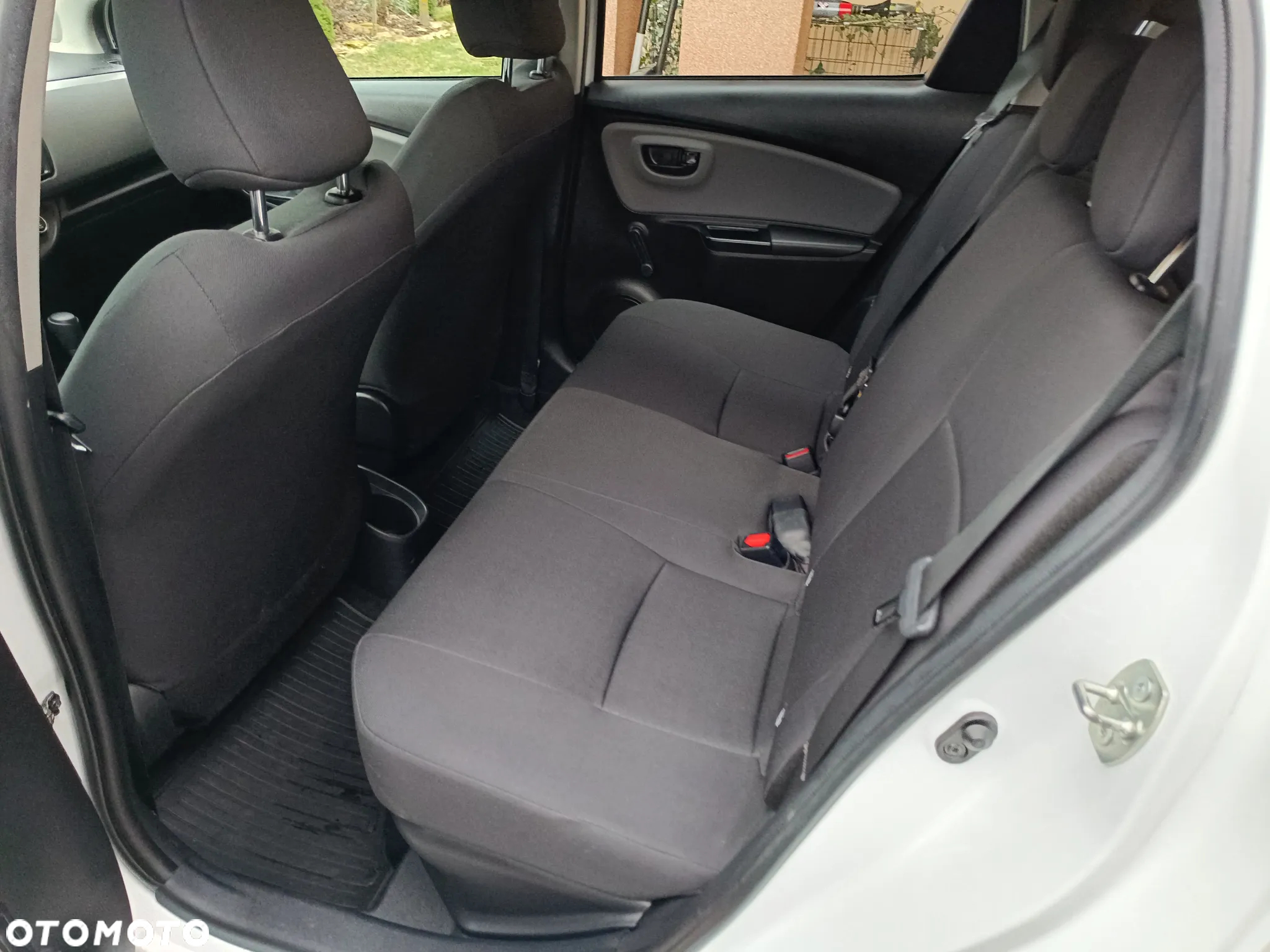 Toyota Yaris - 23
