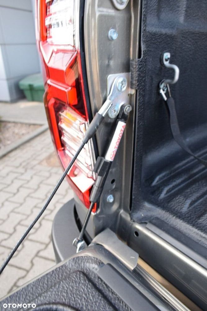 Toyota Hilux 2.8 D-4D mHEV Double Cab Executive 4x4 - 24