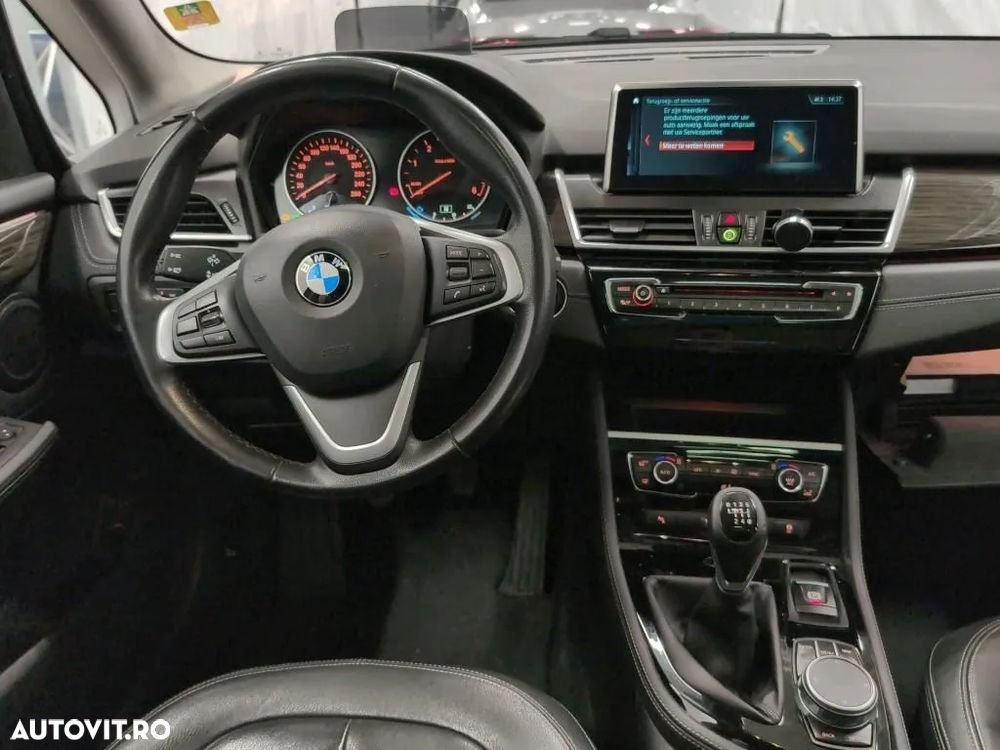 BMW Seria 2 218d Gran Tourer Luxury Line - 9