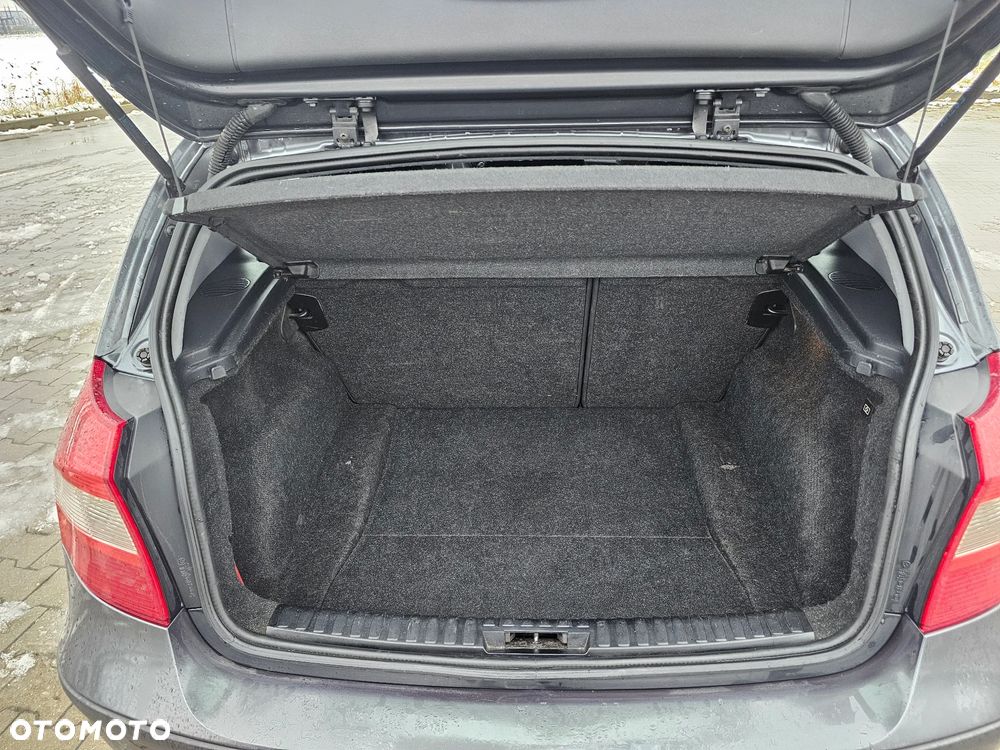 BMW Seria 1 118d - 16