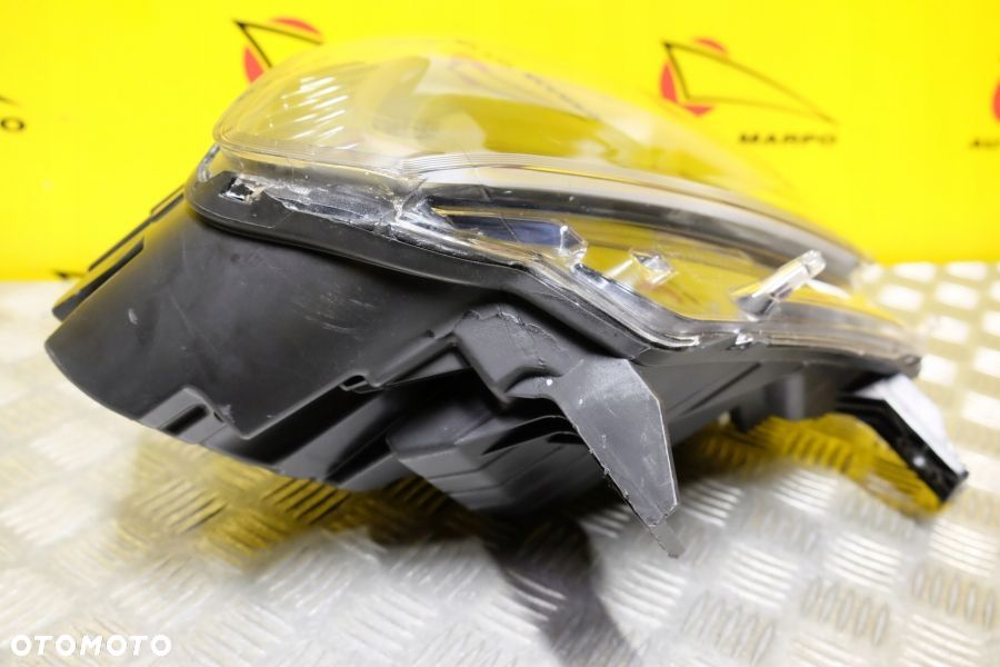 DODGE DURANGO LIFT 2021- REFLEKTOR LAMPA PRAWA CZARNA LED USA - 4