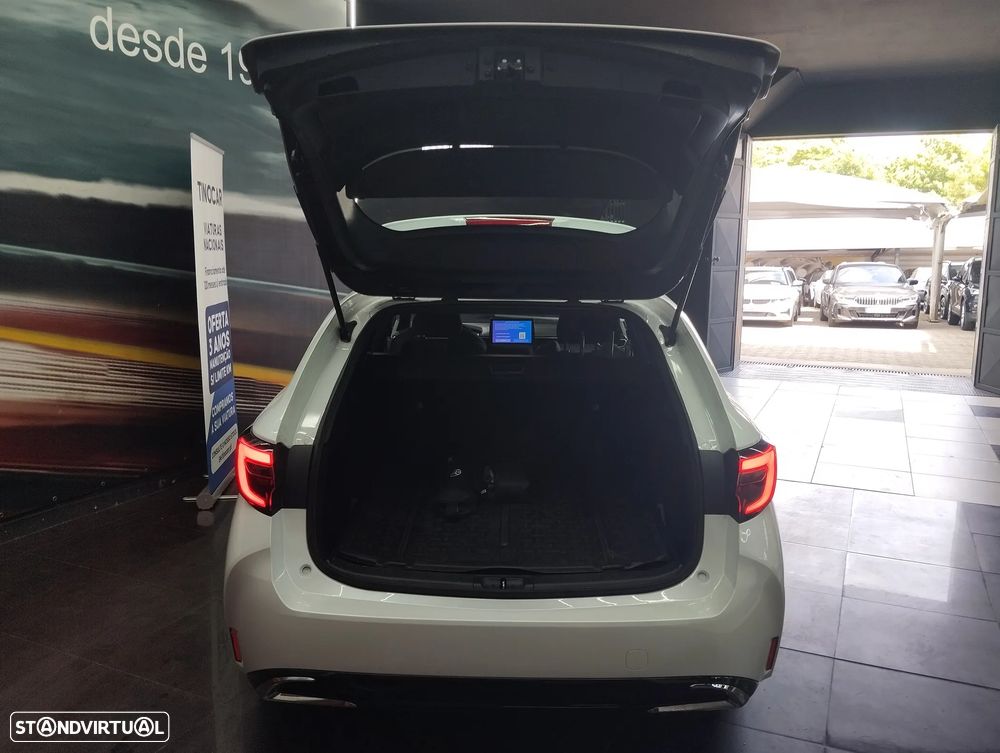 Toyota Corolla Touring Sports 1.8 Hybrid Comfort - 12