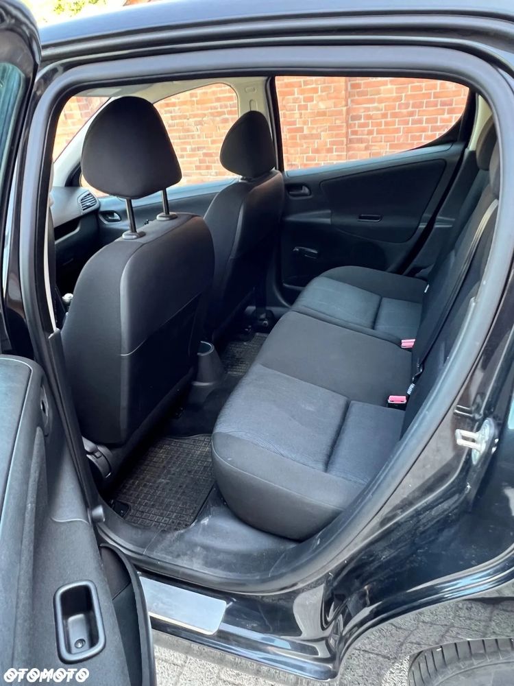 Peugeot 207 1.4 Presence Grand Prix - 11