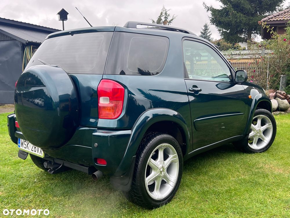 Toyota RAV4 2.0 VVT-i 4x4 - 29