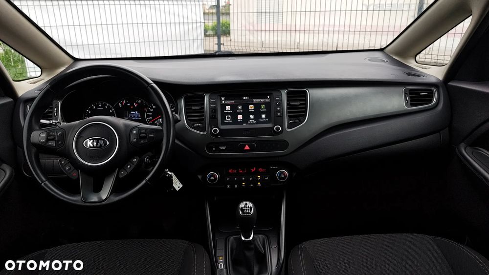 Kia Carens 1.6 GDI ISG Vision - 28