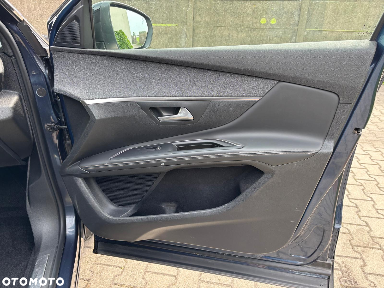 Peugeot 5008 1.6 BlueHDI Active S&S EAT6 - 30