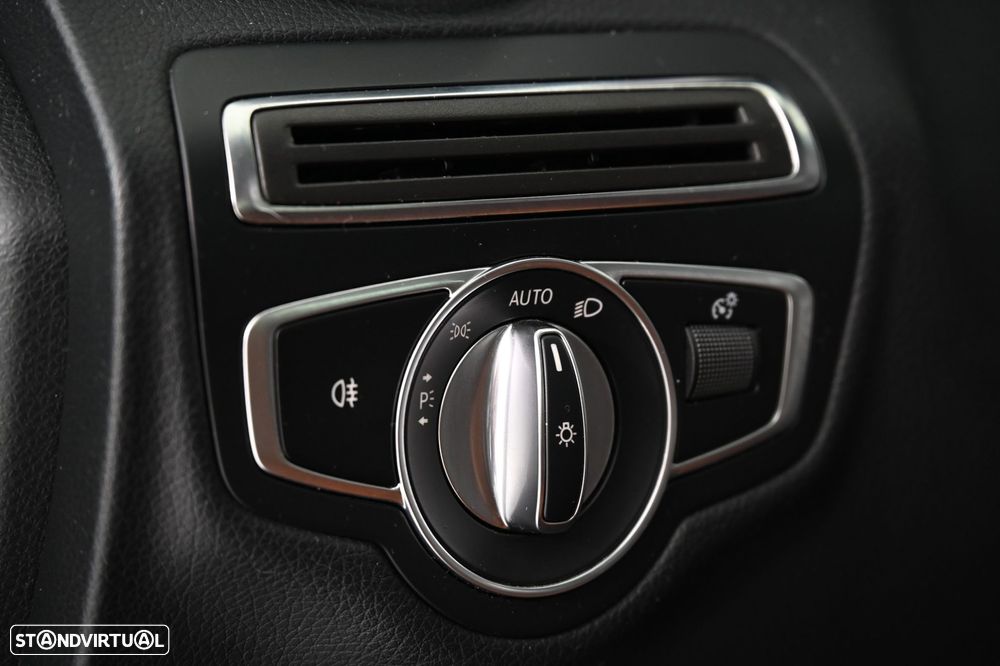 Mercedes-Benz C 220 d AMG Line - 24