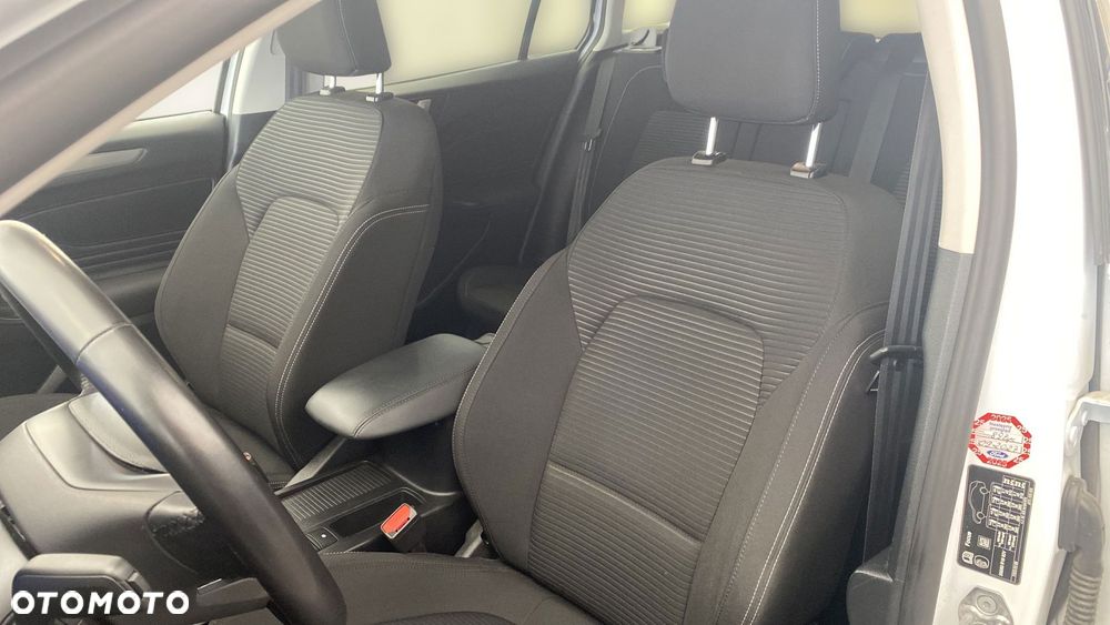 Ford Focus 1.0 EcoBoost mHEV Titanium X - 11