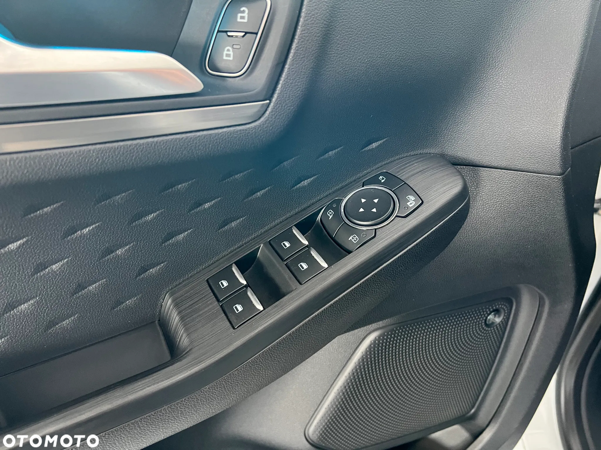 Ford Kuga 1.5 EcoBoost FWD Titanium - 19