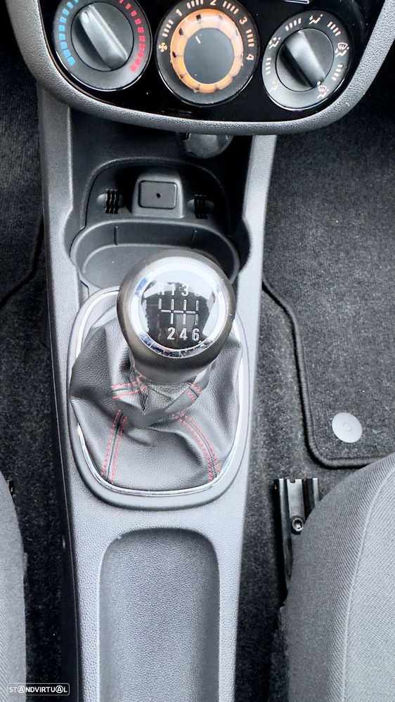 Opel Corsa 1.3 CDTI Black Edition - 14