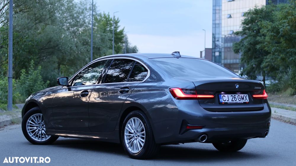 BMW Seria 3 320d Aut. Sport Line - 3