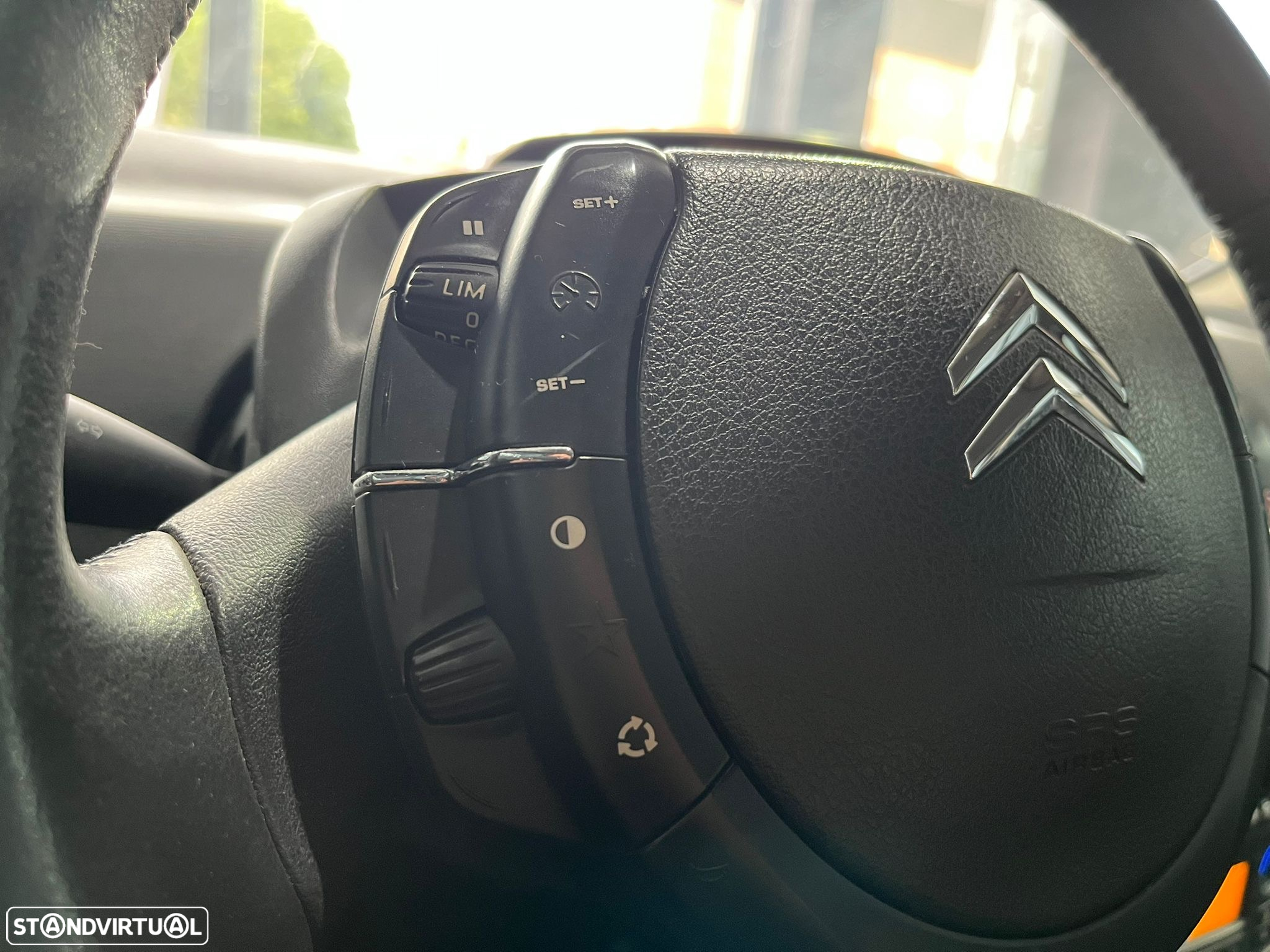 Citroën C4 1.6 HDi 110 VTR Pack - 19
