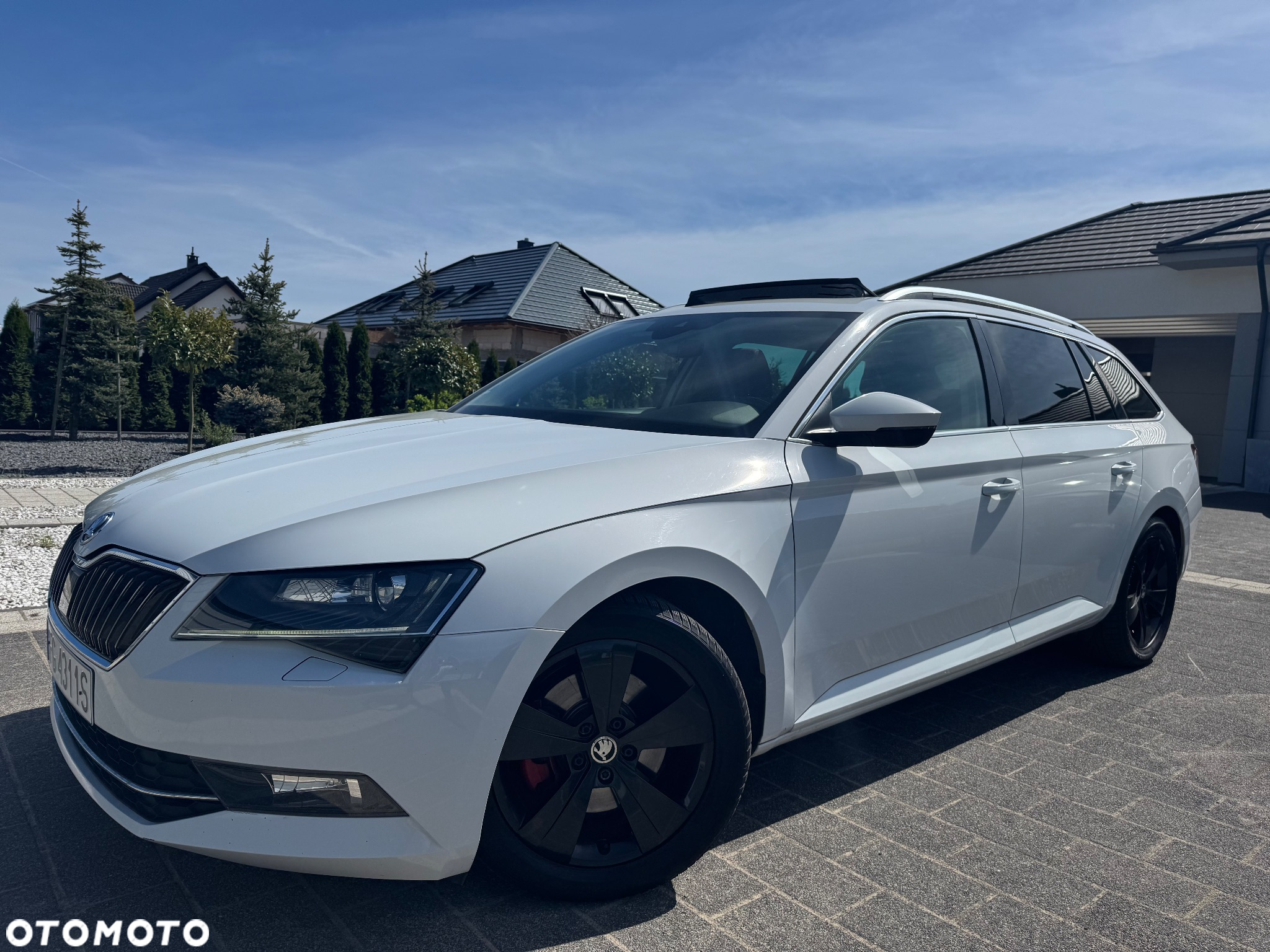Skoda Superb 2.0 TDI 4x4 DSG Sportline - 2