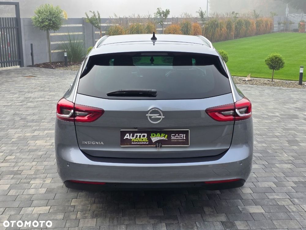 Opel Insignia - 36