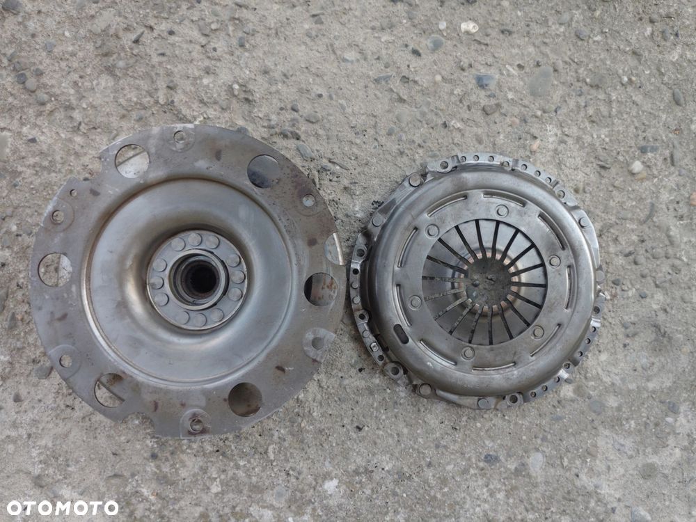 KOŁO DWUMASOWE 2.0 TDI CAG AUDI A4 B8 Q5 A5 8T A6 C6 SEAT EXEO - 3