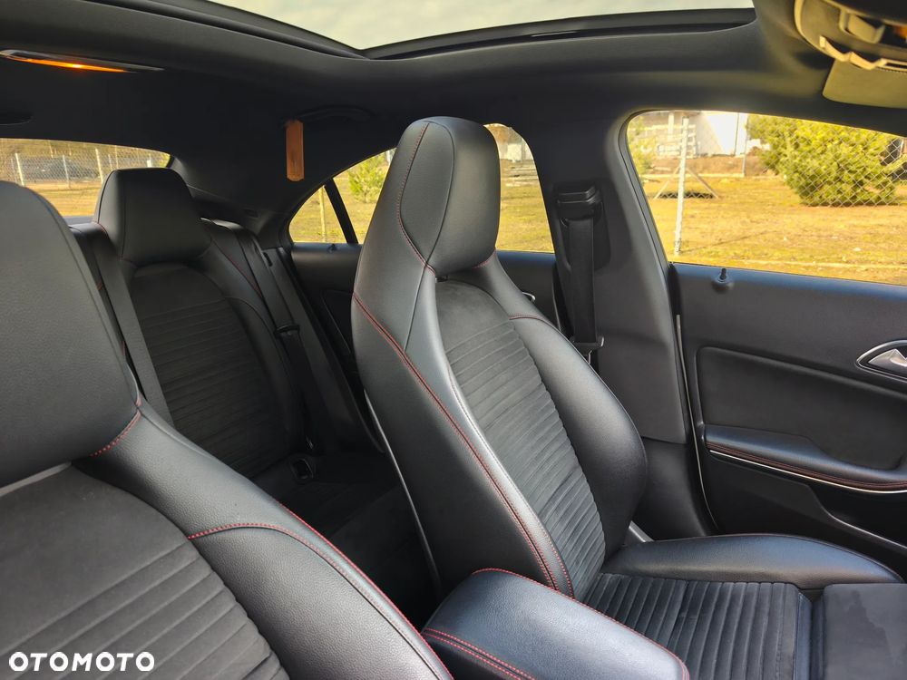 Mercedes-Benz CLA - 8