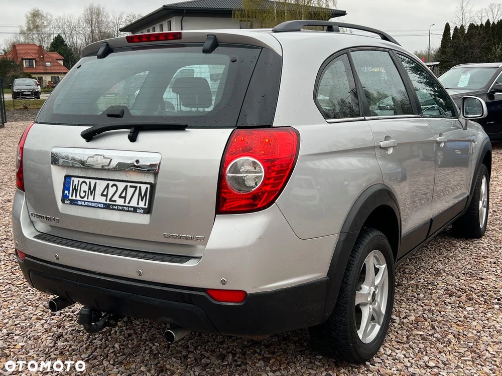 Chevrolet Captiva 2.4 LS - 5