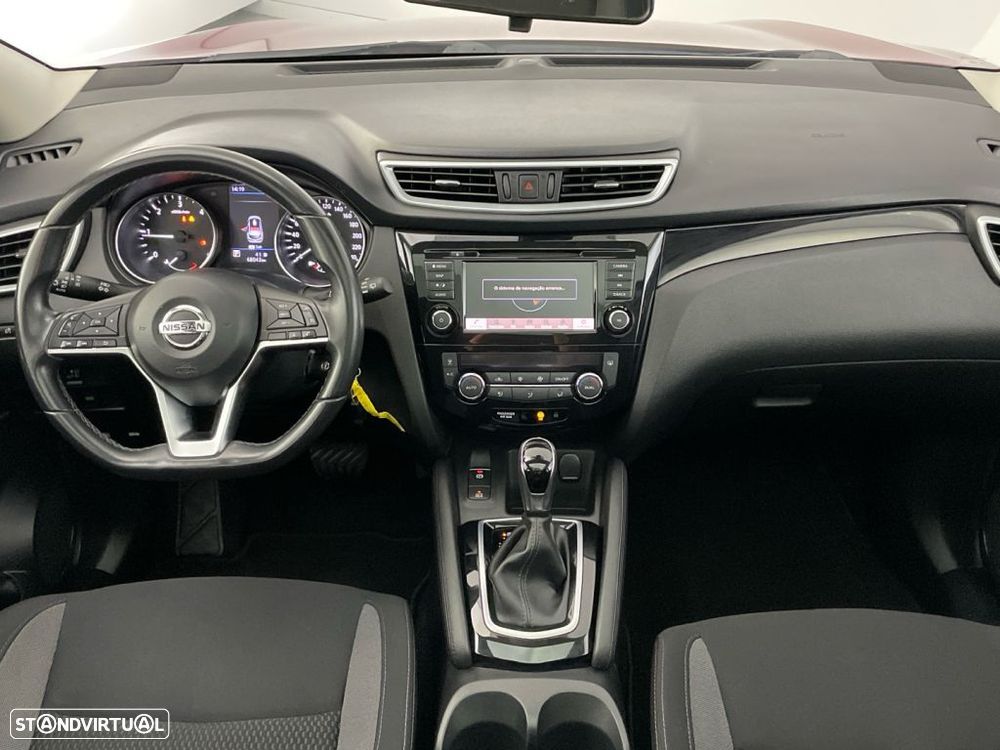 Nissan Qashqai 1.5 dCi N-Connecta DCT - 9