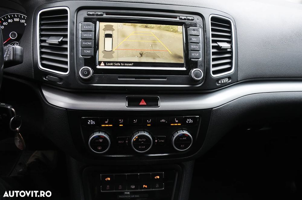 Volkswagen Sharan 2.0 TDI DSG BlueMotion Technology Cup - 14