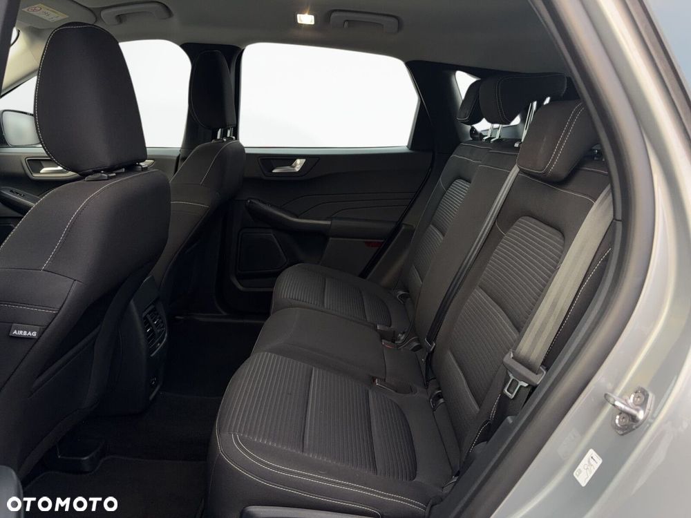 Ford Kuga 2.5 FHEV FWD Titanium - 23