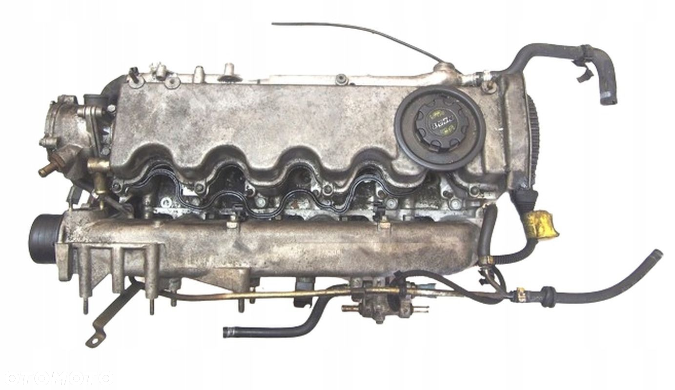 GŁOWICA CYLINDRÓW ALFA ROMEO 156 166 / LANCIA LYBRA 2.4 JTD 46437268 - 2