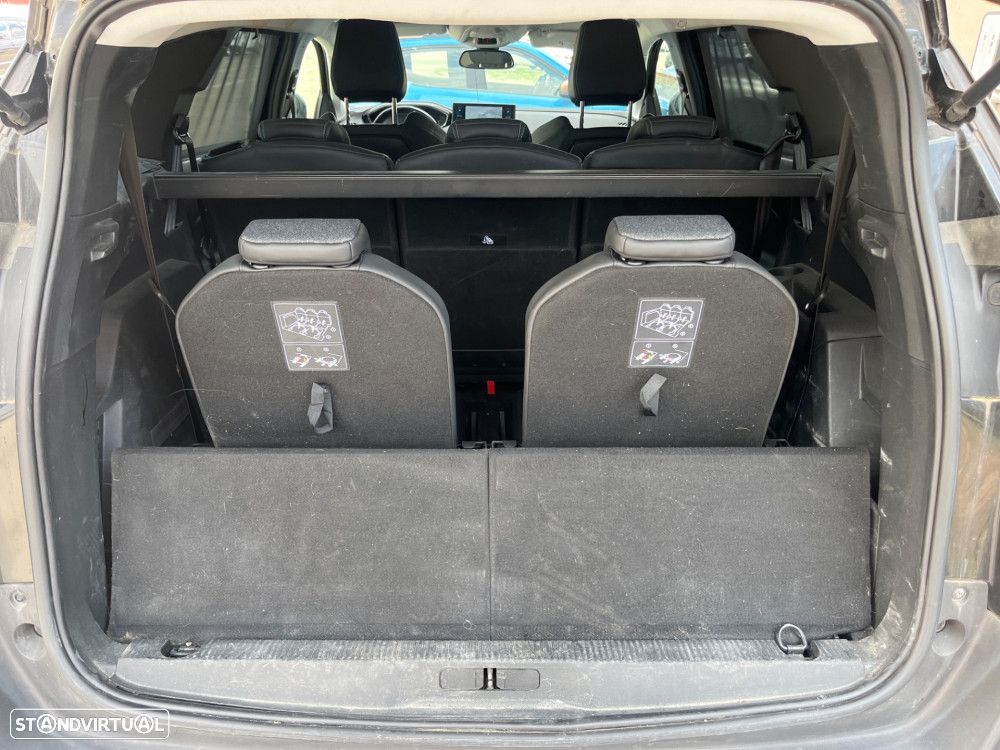 Peugeot 5008 1.2 PureTech Allure EAT8 - 6