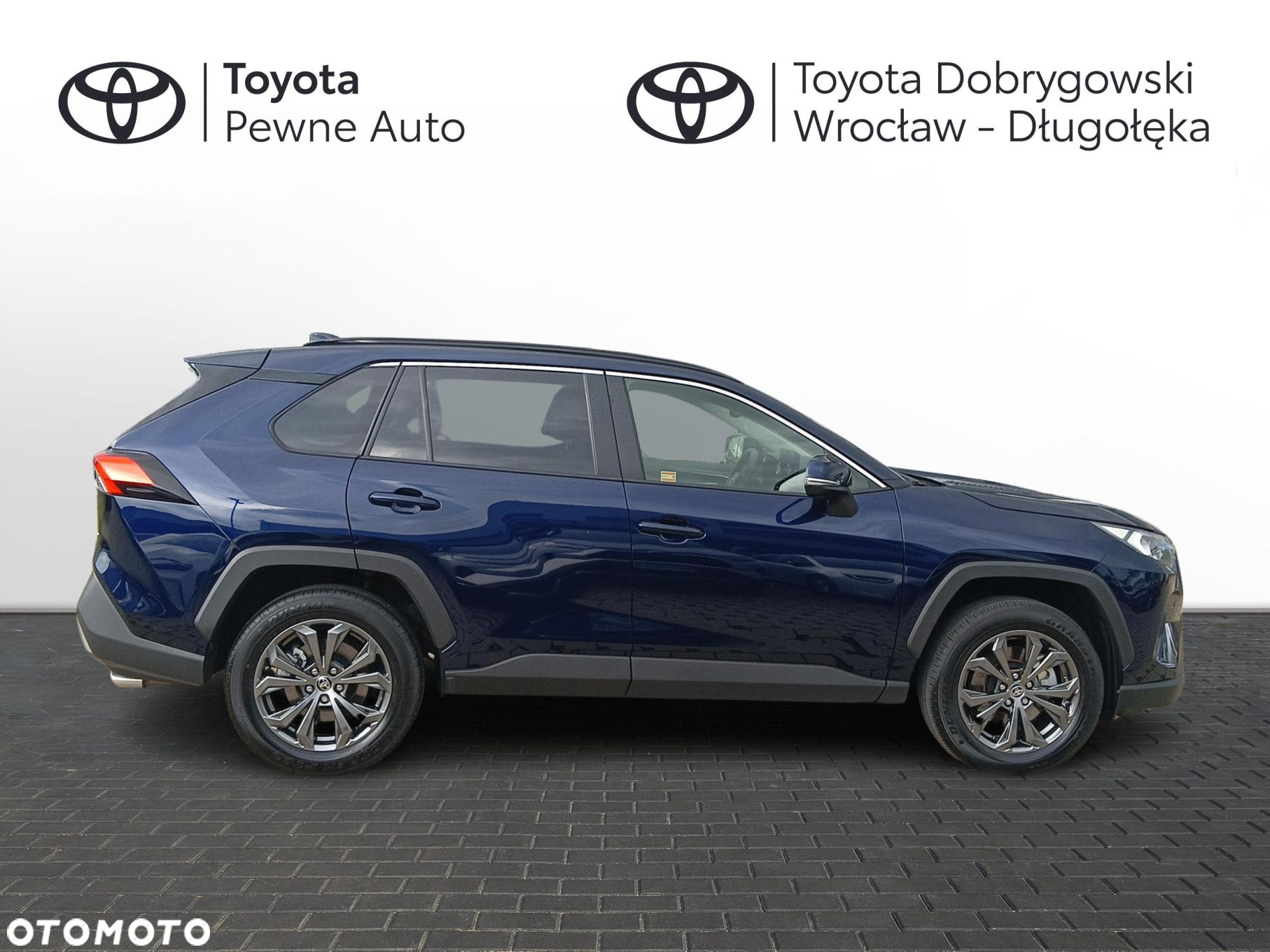 Toyota RAV4 - 8