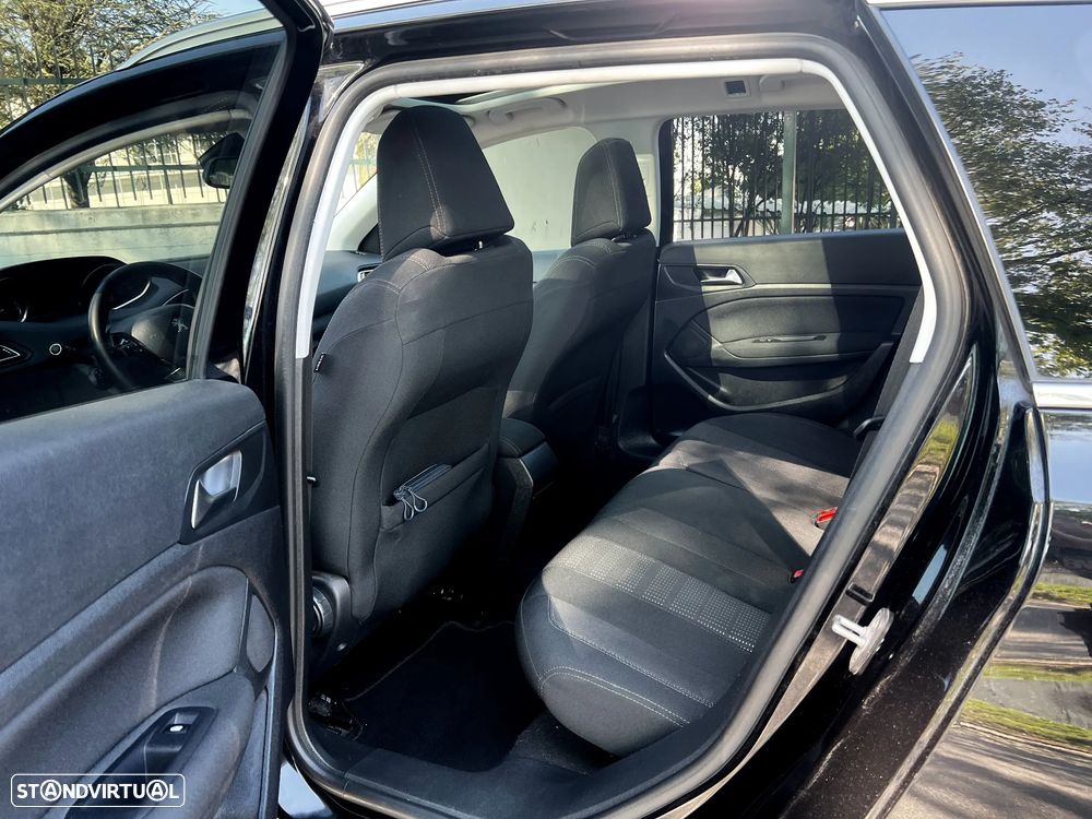 Peugeot 308 SW BlueHDi 120 EAT6 Stop & Start Allure - 10