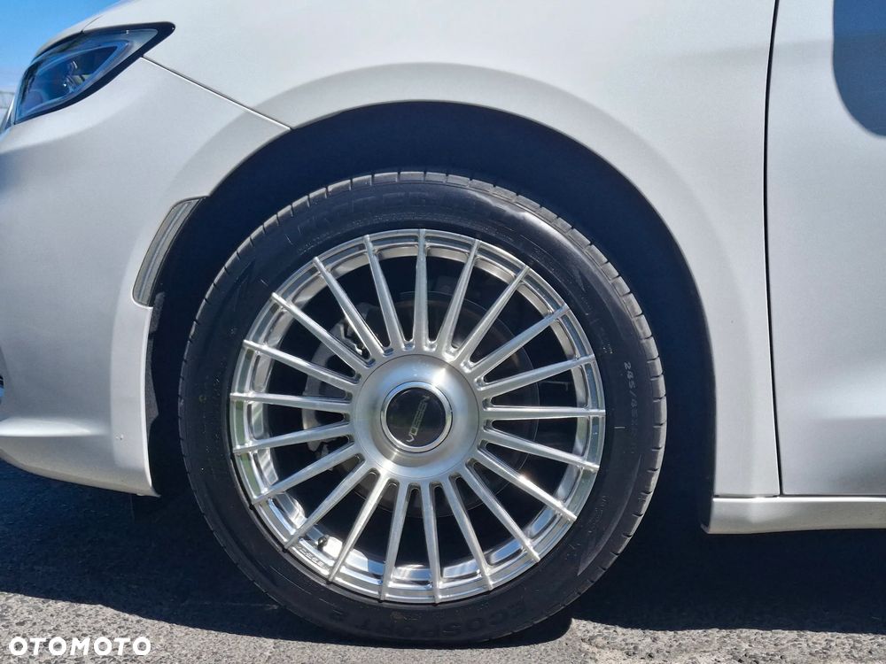 Chrysler Pacifica - 20
